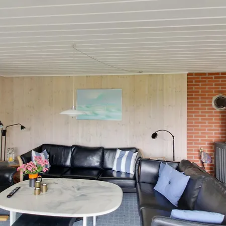 Kastehelmi - 400m From The Sea By Interhome 別荘